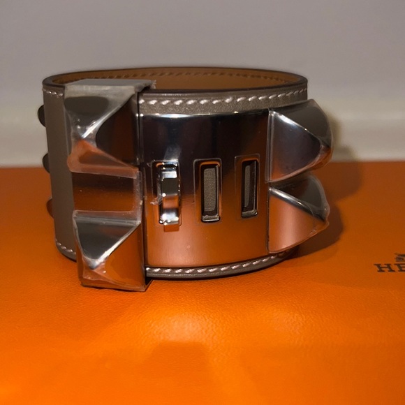 Authentic Hermes Collier de Chien CDC STUDDED Swift Etoupe Bracelet T2 - Picture 5 of 11